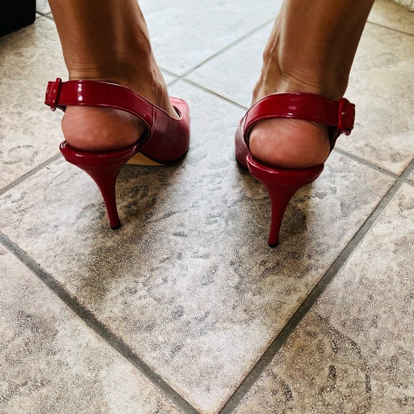 BEAUTIFUL MANOLO BLAHNIK RED PATTEN LEATHER High Heel Open Toe & sling back shoe - Picture 14 of 16